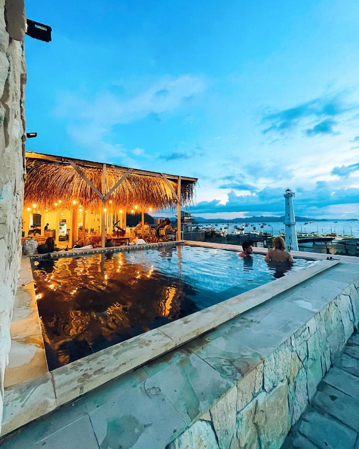 Harbour Komodo Hotel لابوان باجو المظهر الخارجي الصورة