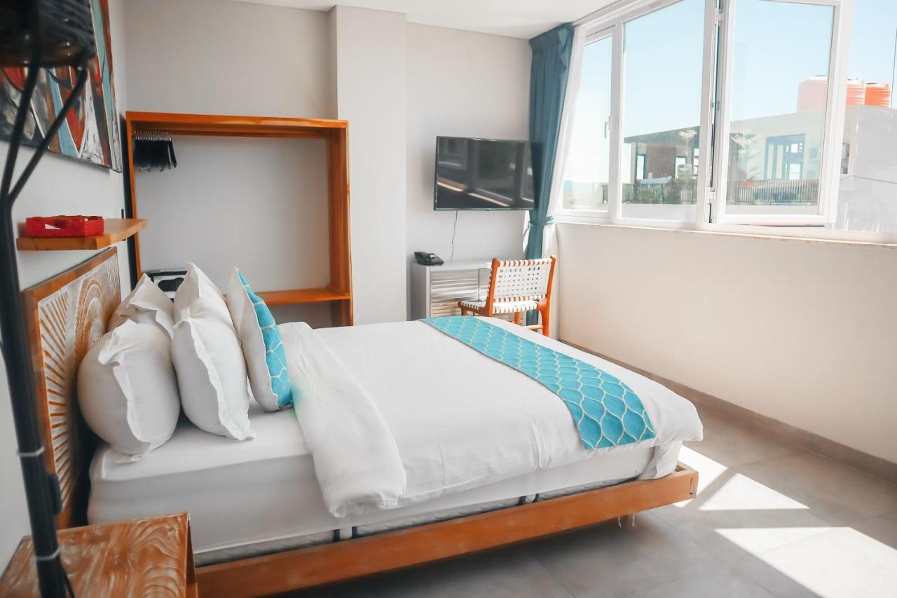 Harbour Komodo Hotel لابوان باجو المظهر الخارجي الصورة